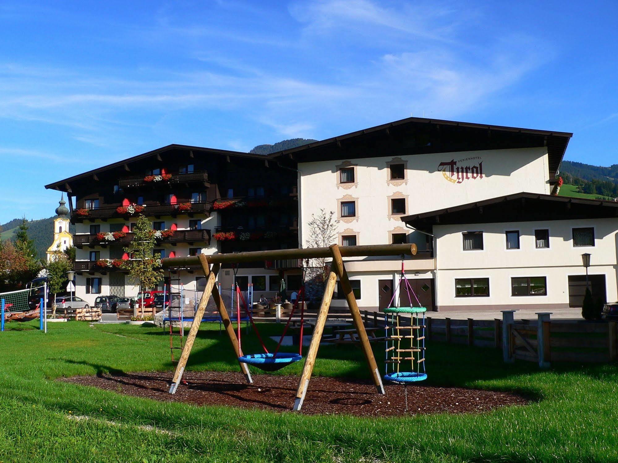 Ferienhotel Tyrol Soell Am Wilden Kaiser Экстерьер фото